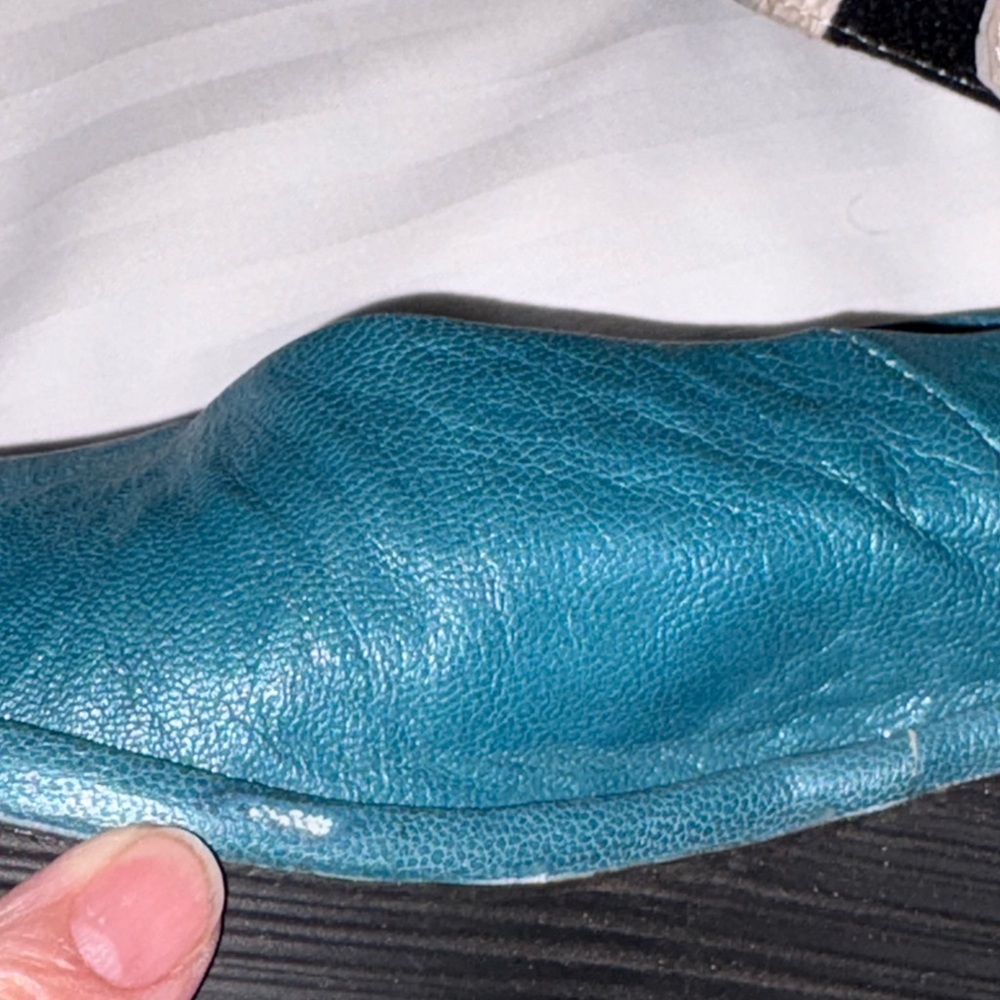 Fly London Sandals Like New - Picture 5 of 13